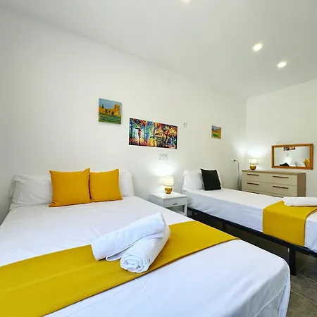 Domuum Holidays - Pino Alto Apartment *